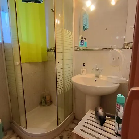 Piso, Bonito,acogedor Y Barato